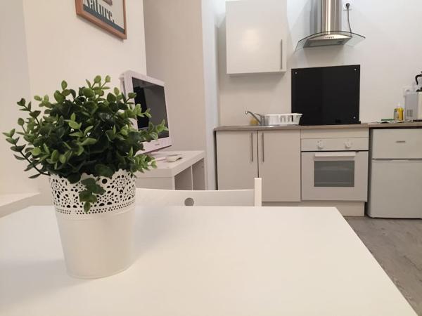 Avignon (84000) Bail meublé étudiant – Appartement T2 meublé – Centre-ville au calme