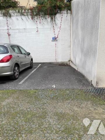 CHALONS EN CHAMPAGNE (51000) Dans une résidence appartement de type 4 avec terrasse et garage 