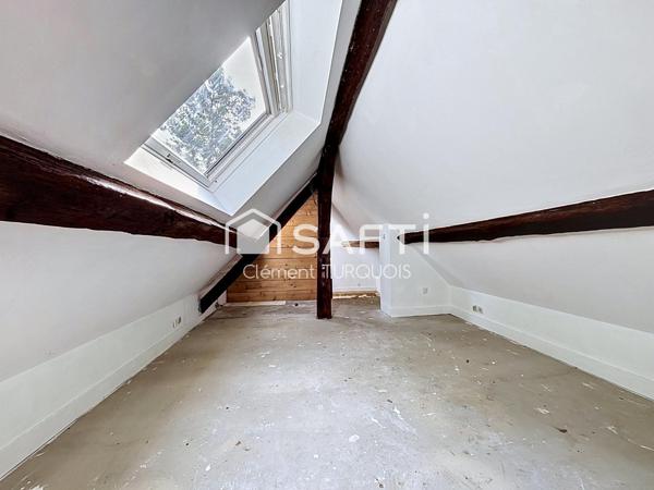 Maison ancienne 4500 m² de terrain