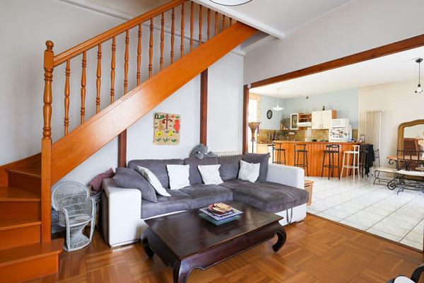 Maison La Rochelle quartier La Trompette 152m², 4 chambres, 2 SDE, cave et jardin SUD.