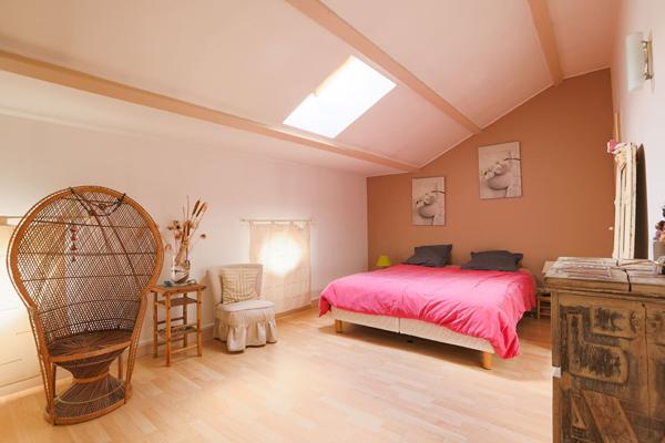 Maison La Rochelle quartier La Trompette 152m², 4 chambres, 2 SDE, cave et jardin SUD.