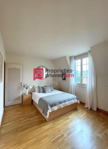 Maison Beauvais 5 pièce(s) 203 m2