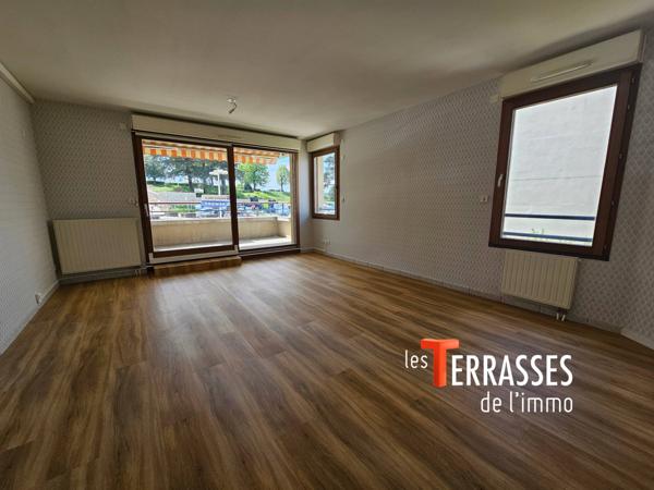 Roche-la-Molière (42230) Appartement 4 pièces - 3 chambres - dans résidence de standing - Roche la Molière centre