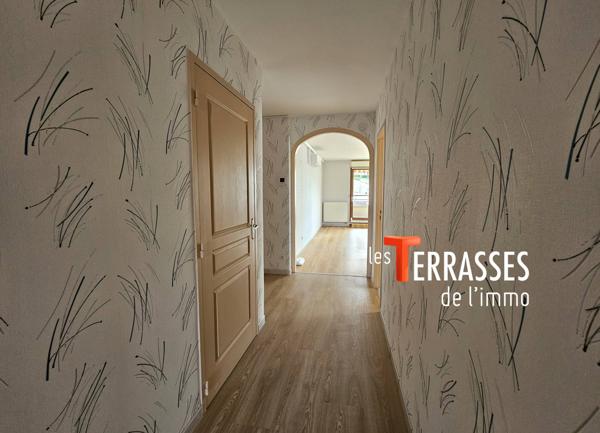 Roche-la-Molière (42230) Appartement 4 pièces - 3 chambres - dans résidence de standing - Roche la Molière centre