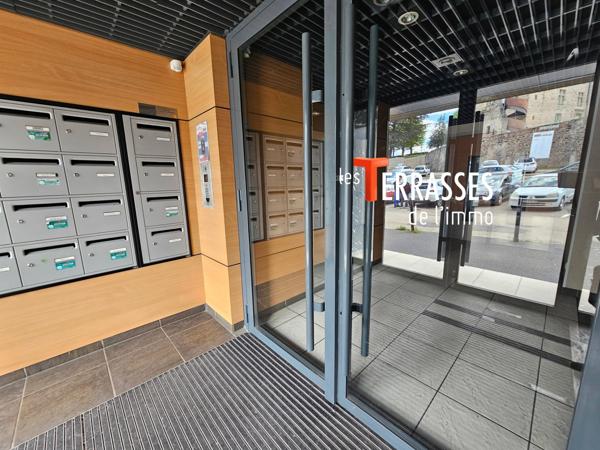 Roche-la-Molière (42230) Appartement 4 pièces - 3 chambres - dans résidence de standing - Roche la Molière centre