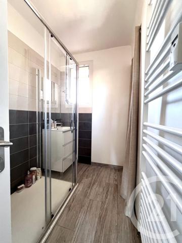 Appartement F2 à vendre  2 pièces - 33,72 m2 LA LONDE LES MAURES - 83