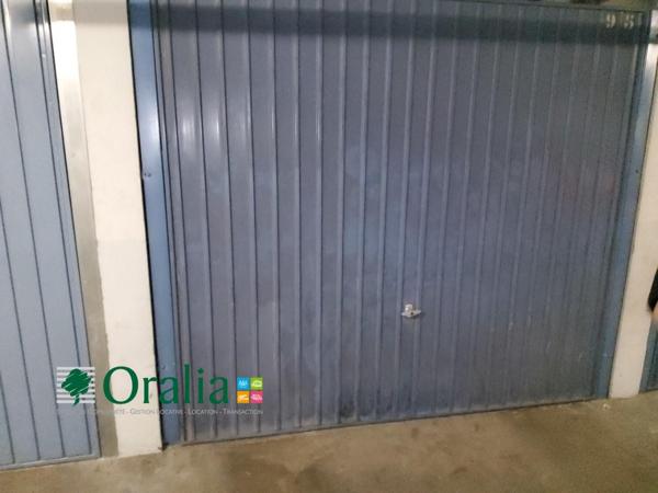 Parking · Location Lyon (69006)