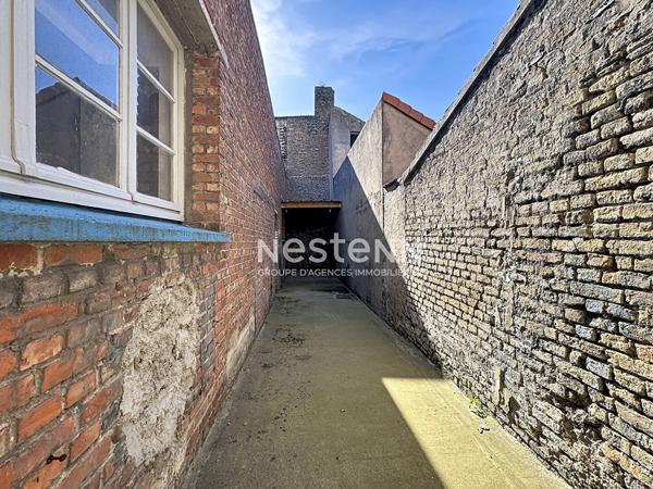 À LOUER - ENTREPÔT / LOCAL D'ACTIVITÉ - DUNKERQUE (secteur 4 écluses)