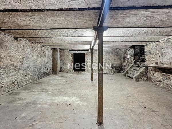 À LOUER - ENTREPÔT / LOCAL D'ACTIVITÉ - DUNKERQUE (secteur 4 écluses)