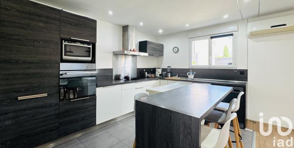 Maison à vendre 5 pièces 106 m² Saint-Quentin-de-Baron