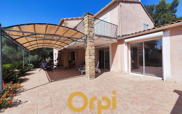 Maison à vendre    6 pièces • 188 m2 Sanary-sur-Mer