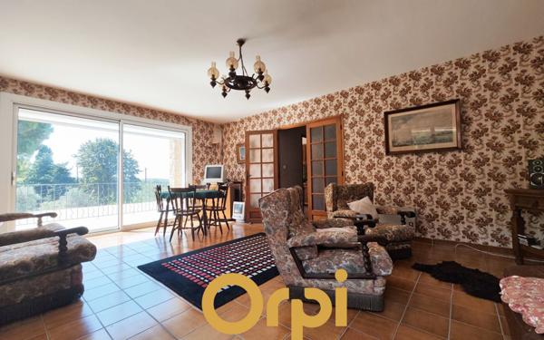 Maison à vendre    6 pièces • 188 m2 Sanary-sur-Mer