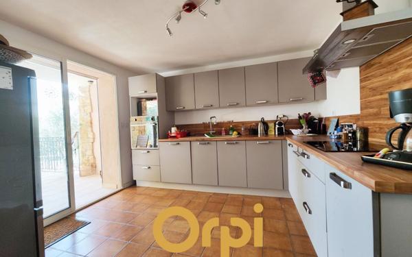 Maison à vendre    6 pièces • 188 m2 Sanary-sur-Mer