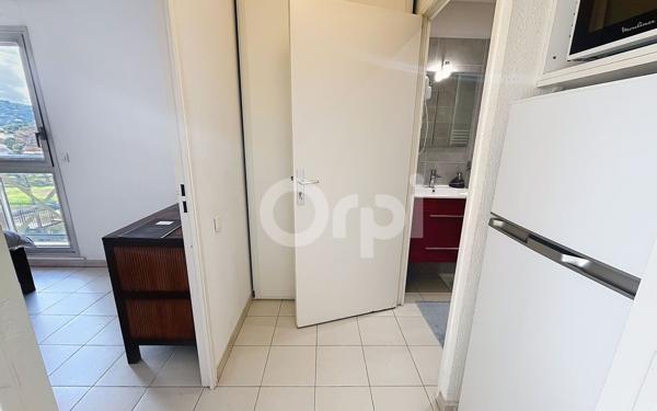 Appartement à vendre    2 pièces • 35,20 m2 Antibes