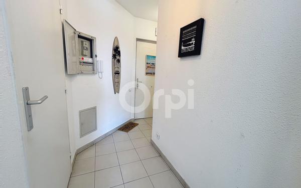 Appartement à vendre    2 pièces • 35,20 m2 Antibes
