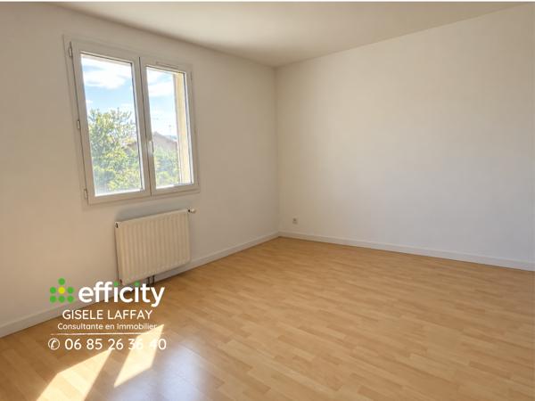 Maison
         6 pièces
        - 138 m² 319 000 € *