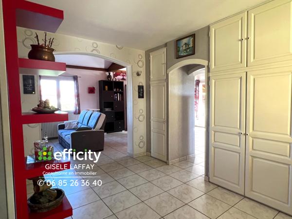 Maison
         6 pièces
        - 138 m² 319 000 € *
