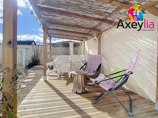 Mably (42300) A VENDRE - MABLY - MAISON DE PLAIN-PIED ET RÉNOVÉE AVEC TROIS CHAMBRES, GARAGE ET TERRAIN AVEC PISCINE