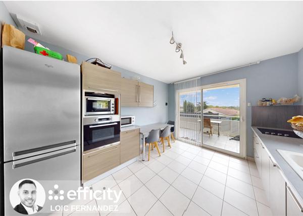 Maison
         5 pièces
        - 125 m² 450 000 € *