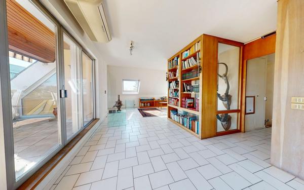 Appartement à vendre    6 pièces • 187 m2 Strasbourg