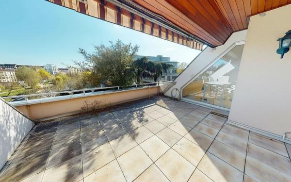 Appartement à vendre    6 pièces • 187 m2 Strasbourg