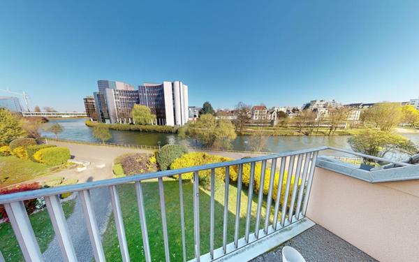 Appartement à vendre    6 pièces • 187 m2 Strasbourg