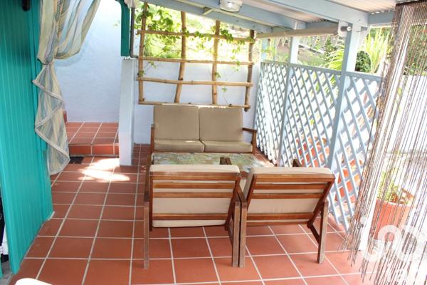 Maison 8 pièces de 213 m² à Les Trois-Îlets (97229)