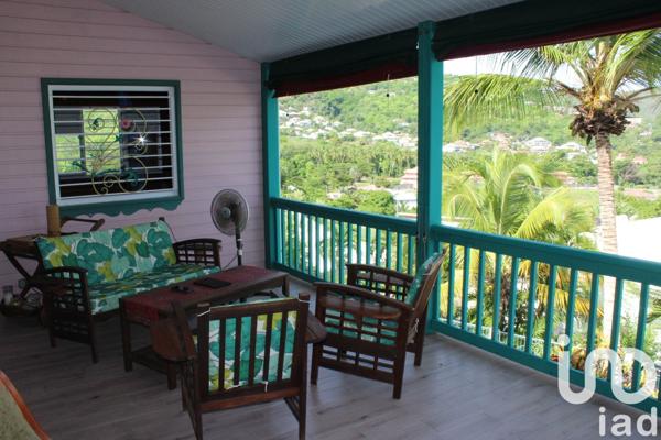 Maison 8 pièces de 213 m² à Les Trois-Îlets (97229)