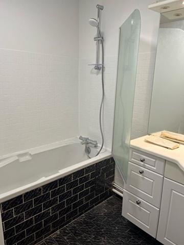 APPARTEMENT DOGNEVILLE - 2 pièces - 67.53 m2