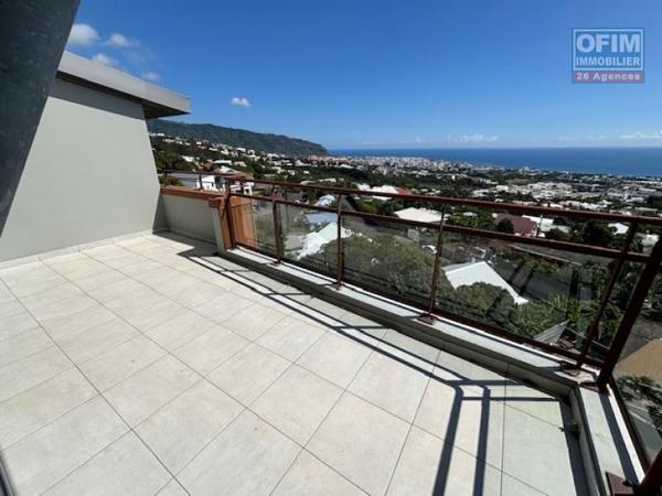 A louer T4 dans la residence Castel ROC, route du bois de nefles à Ste Clotilde