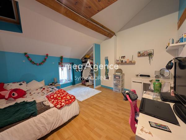 Maison à Lagnieu, 01150 - 4 pièces 120m²