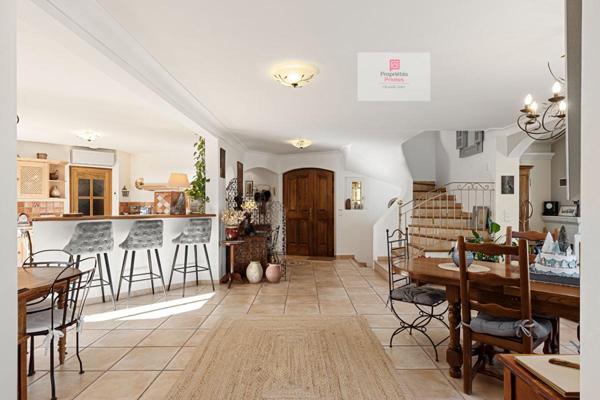 Villa de prestige de 275M2 avec vue panoramique -Fayence (83440)