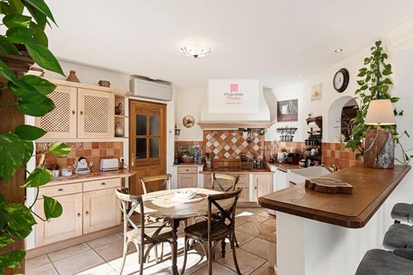 Villa de prestige de 275M2 avec vue panoramique -Fayence (83440)