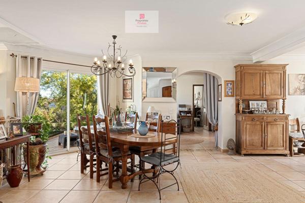 Villa de prestige de 275M2 avec vue panoramique -Fayence (83440)