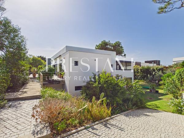 Villa d’architecte de 240 m² à Chiberta, vue mer depuis le toit-terrasse, ANGLET