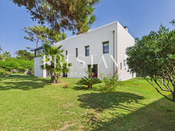 Villa d’architecte de 240 m² à Chiberta, vue mer depuis le toit-terrasse, ANGLET