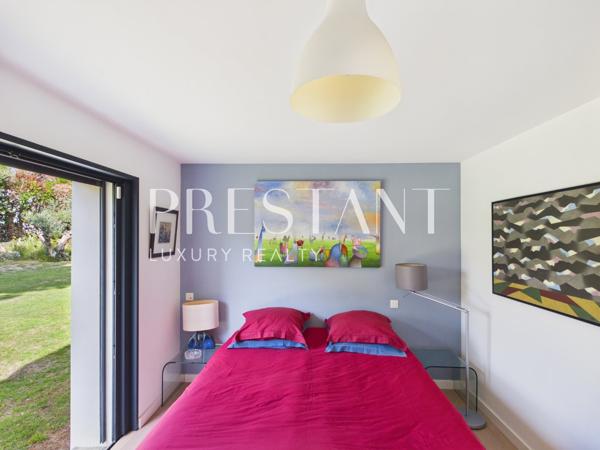 Villa d’architecte de 240 m² à Chiberta, vue mer depuis le toit-terrasse, ANGLET