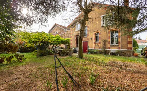 Maison à vendre    6 pièces •  Livry-Gargan