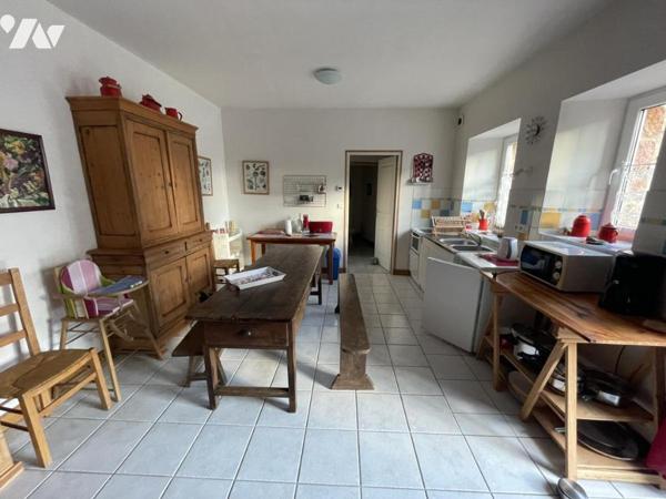 A VENDRE - ENSEMBLE IMMOBILIER - 22710 PENVENAN BUGUELES