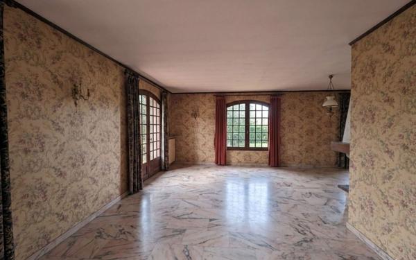 Maison à vendre    8 pièces • 212 m2 Toulouse
