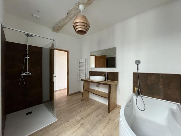 Maison à vendre |  Condom |  6 pièces | 190 m²