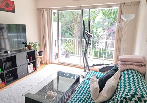 Appartement T2 avec balcon et parking au calme - 60981