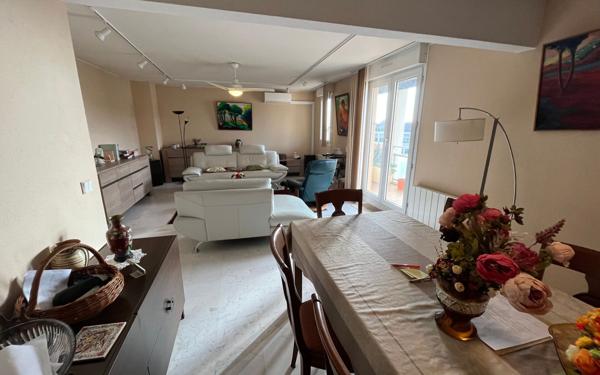 Appartement à vendre    5 pièces • 135,59 m2 Montpellier