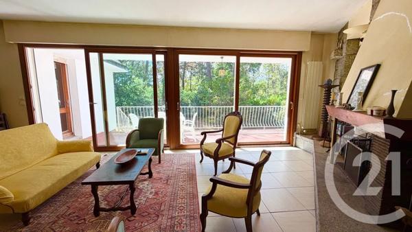 Maison à vendre  7 pièces - 176 m 2   VANNES  - 56