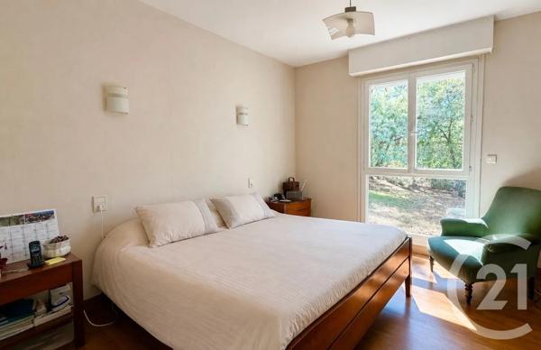 Maison à vendre  7 pièces - 176 m 2   VANNES  - 56