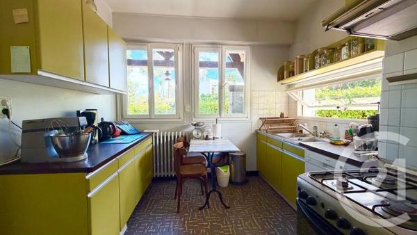 Maison à vendre  7 pièces - 176 m 2   VANNES  - 56