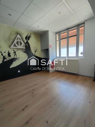 Maison rénovée et Local commercial - 312 m² à ÉTUPES