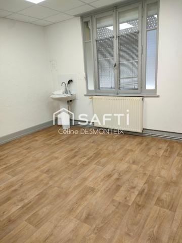 Maison rénovée et Local commercial - 312 m² à ÉTUPES