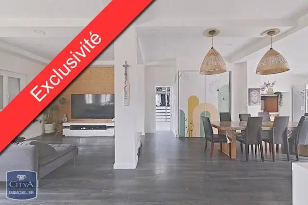 Maison à vendre 6 pièces 181m² Ferrières-en-Brie (77164)