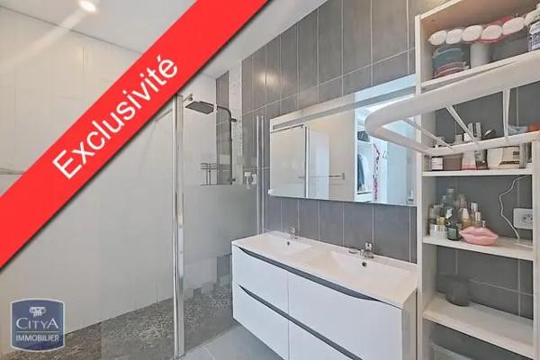 Maison à vendre 6 pièces 181m² Ferrières-en-Brie (77164)